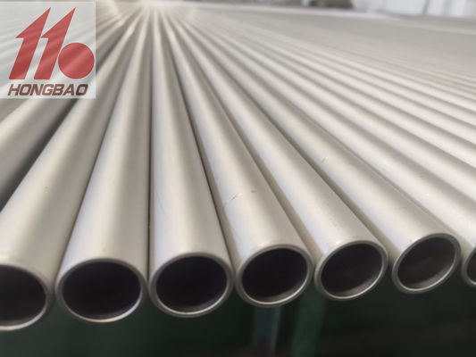 لوله تیتانیوم بدون درز Gr9 ASTM B338 وزن سبک برای کاربردهای صنعتی